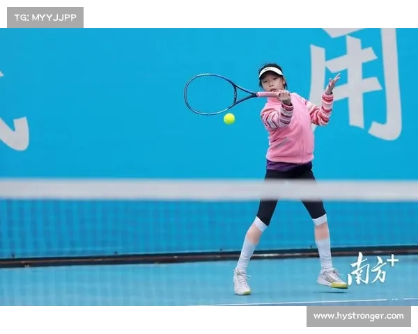 网球比赛摄像角度探析:如何从多个视角呈现赛事精彩瞬间 网球比赛摄像角度探析:如何从多个视角呈现赛事精彩瞬间